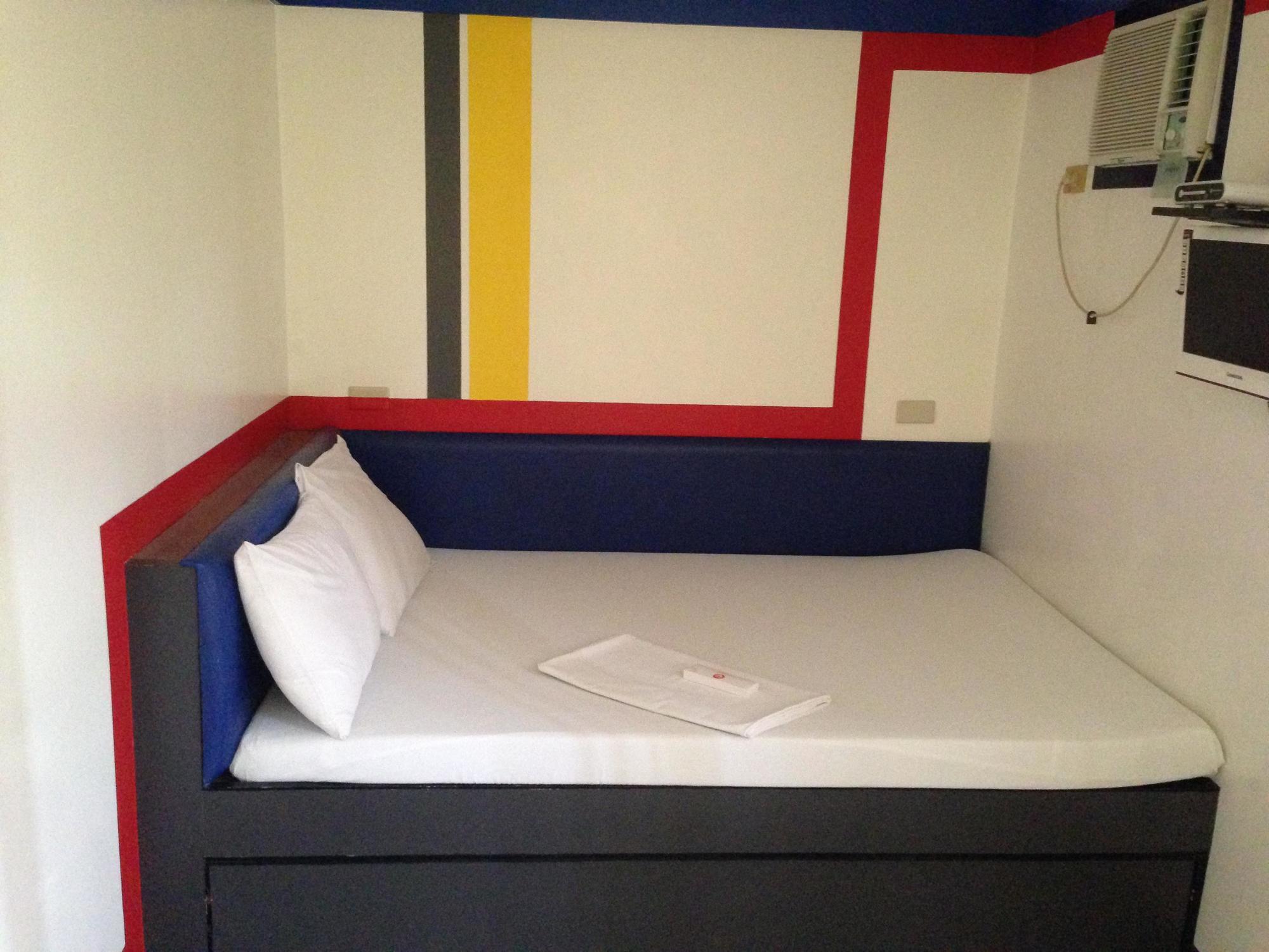 Hotel V อังเฮเลส ภายนอก รูปภาพ